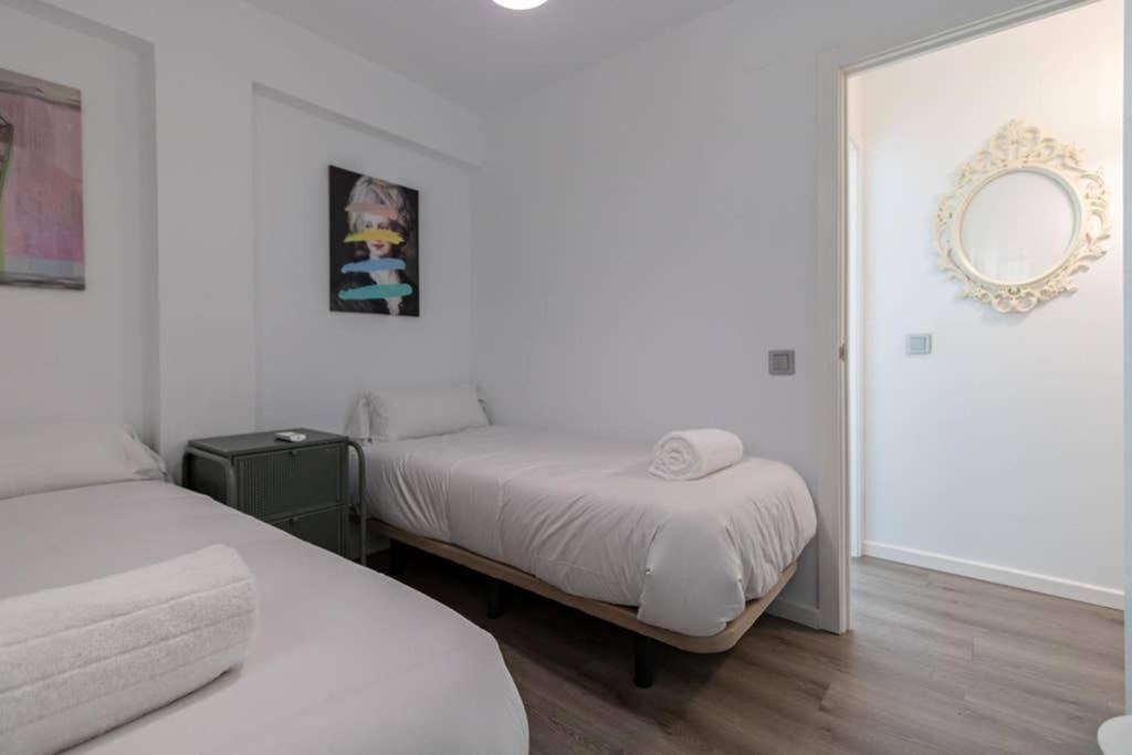 Triana Maestro Deluxe By Valcambre Apartman Sevilla Kültér fotó